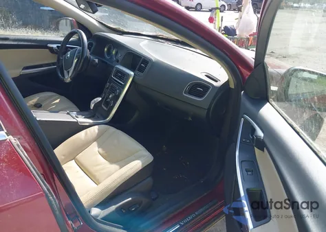 2013 Volvo S60 T5 from USA, damaged, VIN YV1612FS0D2203275